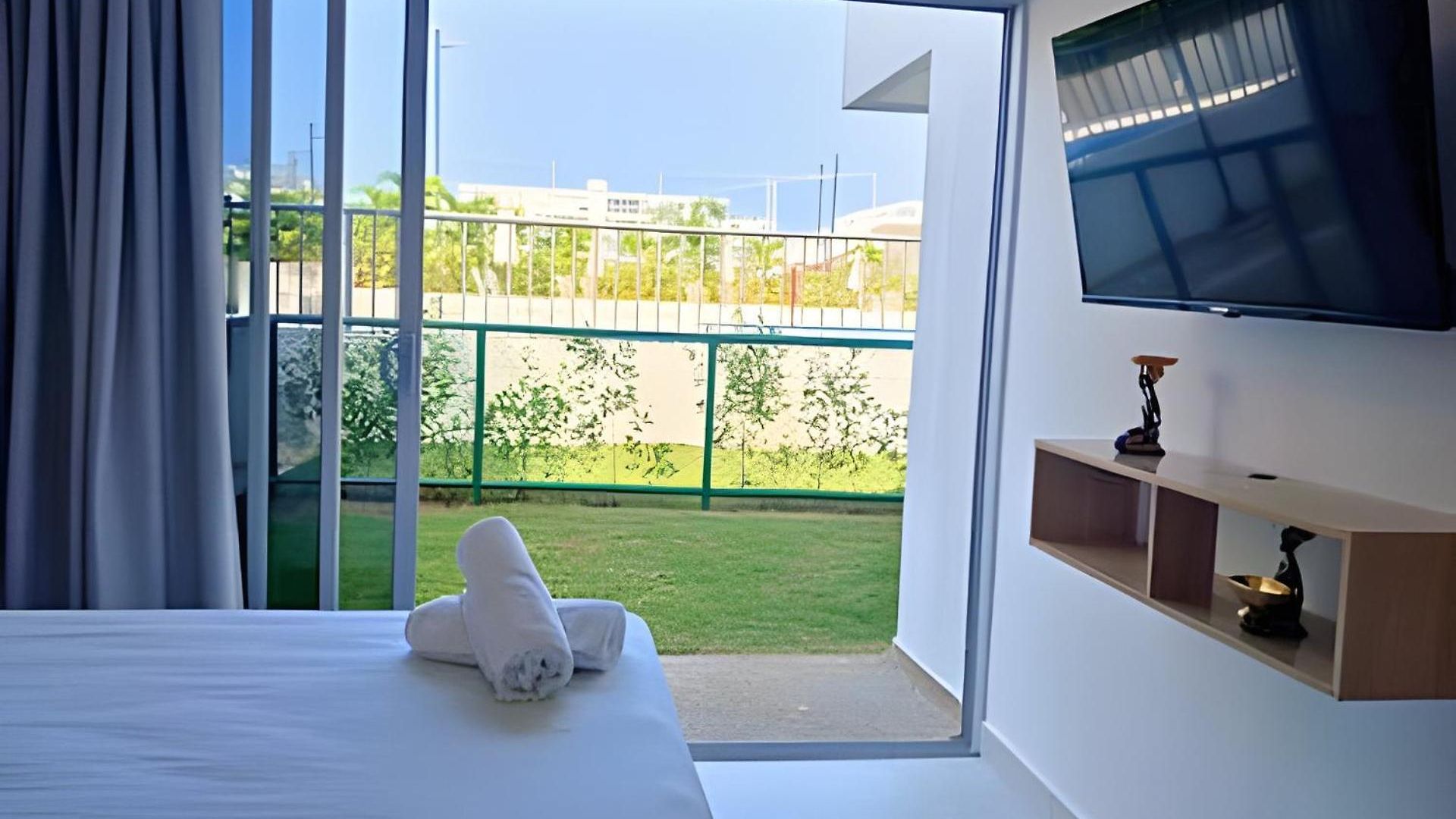 Apartamento A Estrenar: Apto Familiar Con Patio Privado 2h/2b *