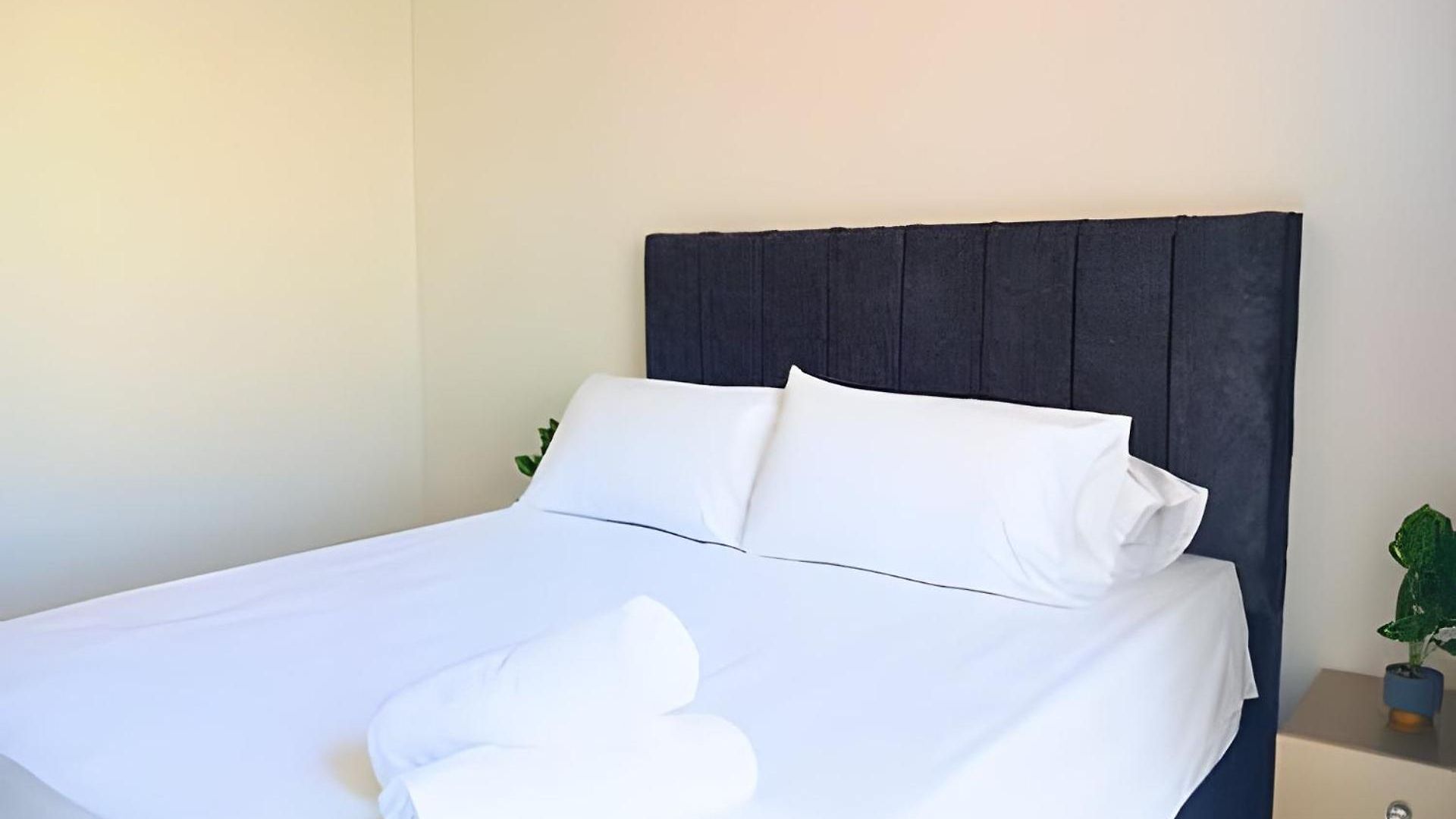 A Estrenar: Apto Familiar Con Patio Privado 2h/2b Apartamento