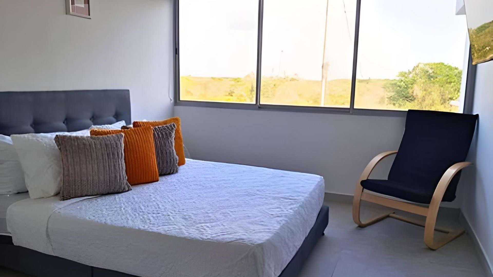 A Estrenar: Apto Familiar Con Patio Privado 2h/2b * Cartagena
