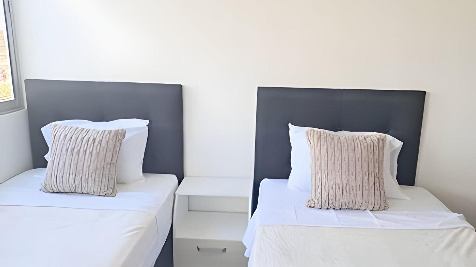 A Estrenar: Apto Familiar Con Patio Privado 2h/2b * Cartagena