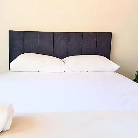 A Estrenar: Apto Familiar Con Patio Privado 2h/2b Apartamento *