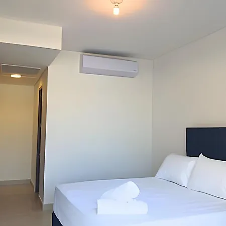 Apartamento A Estrenar: Apto Familiar Con Patio Privado 2h/2b *