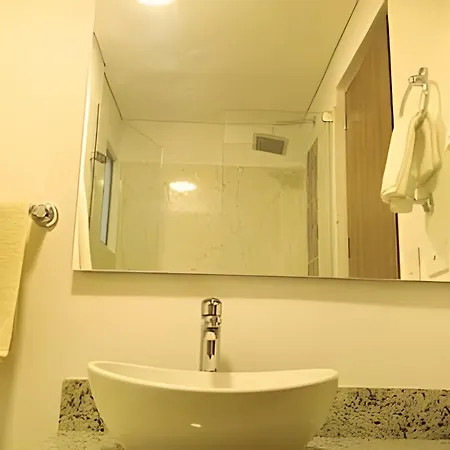 A Estrenar: Apto Familiar Con Patio Privado 2h/2b Apartamento Cartagena