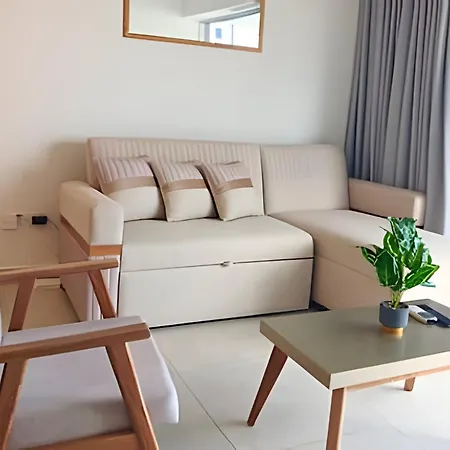 A Estrenar: Apto Familiar Con Patio Privado 2h/2b Cartagena