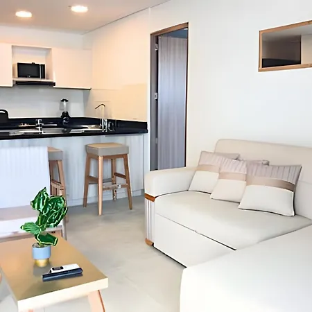 A Estrenar: Apto Familiar Con Patio Privado 2h/2b Apartamento Cartagena