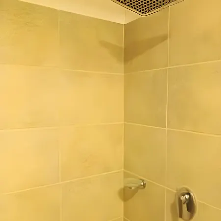 A Estrenar: Apto Familiar Con Patio Privado 2h/2b Apartamento *